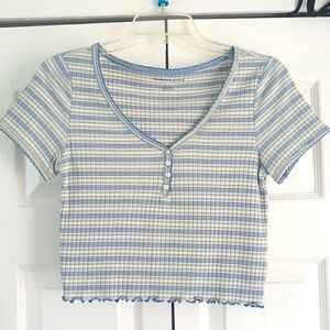 American Eagle crop top